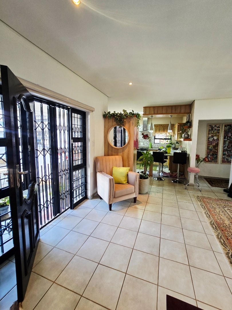 Commercial Property for Sale in Wilkoppies North West